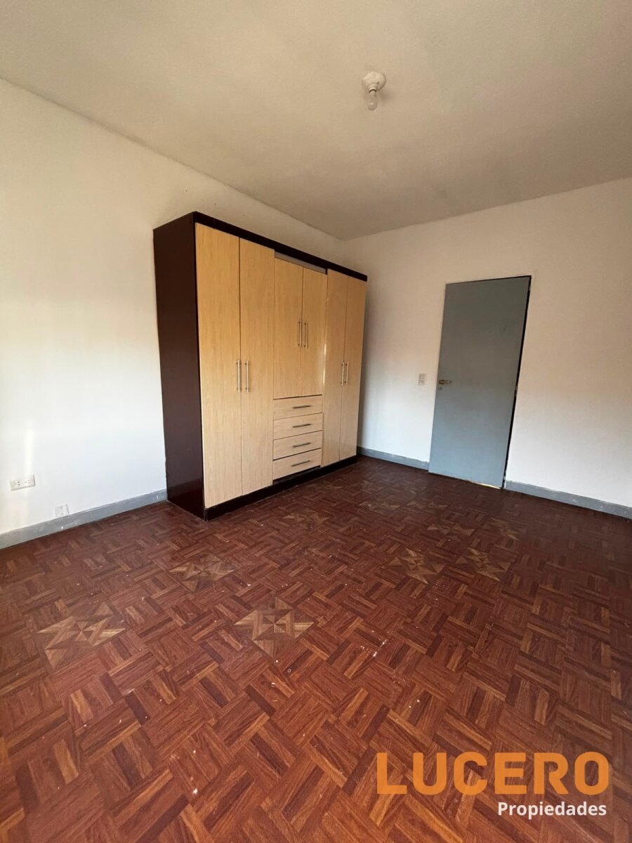 Casa 3 ambientes con terraza en Morón - 8