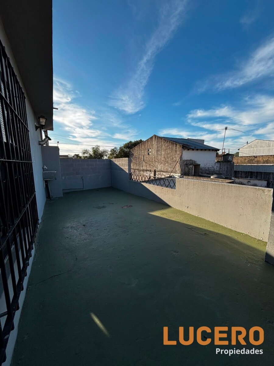Casa 3 ambientes con terraza en Morón - 6