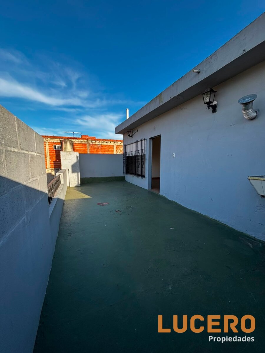 Casa 3 ambientes con terraza en Morón - 5
