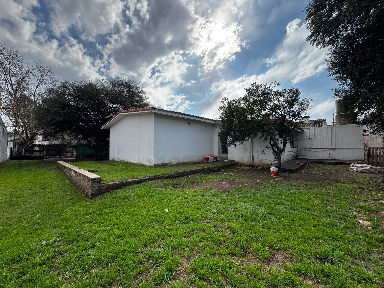 Casa 4 dormitorios- 952 m2 lote- Rafael Núñez al 6400 - 3