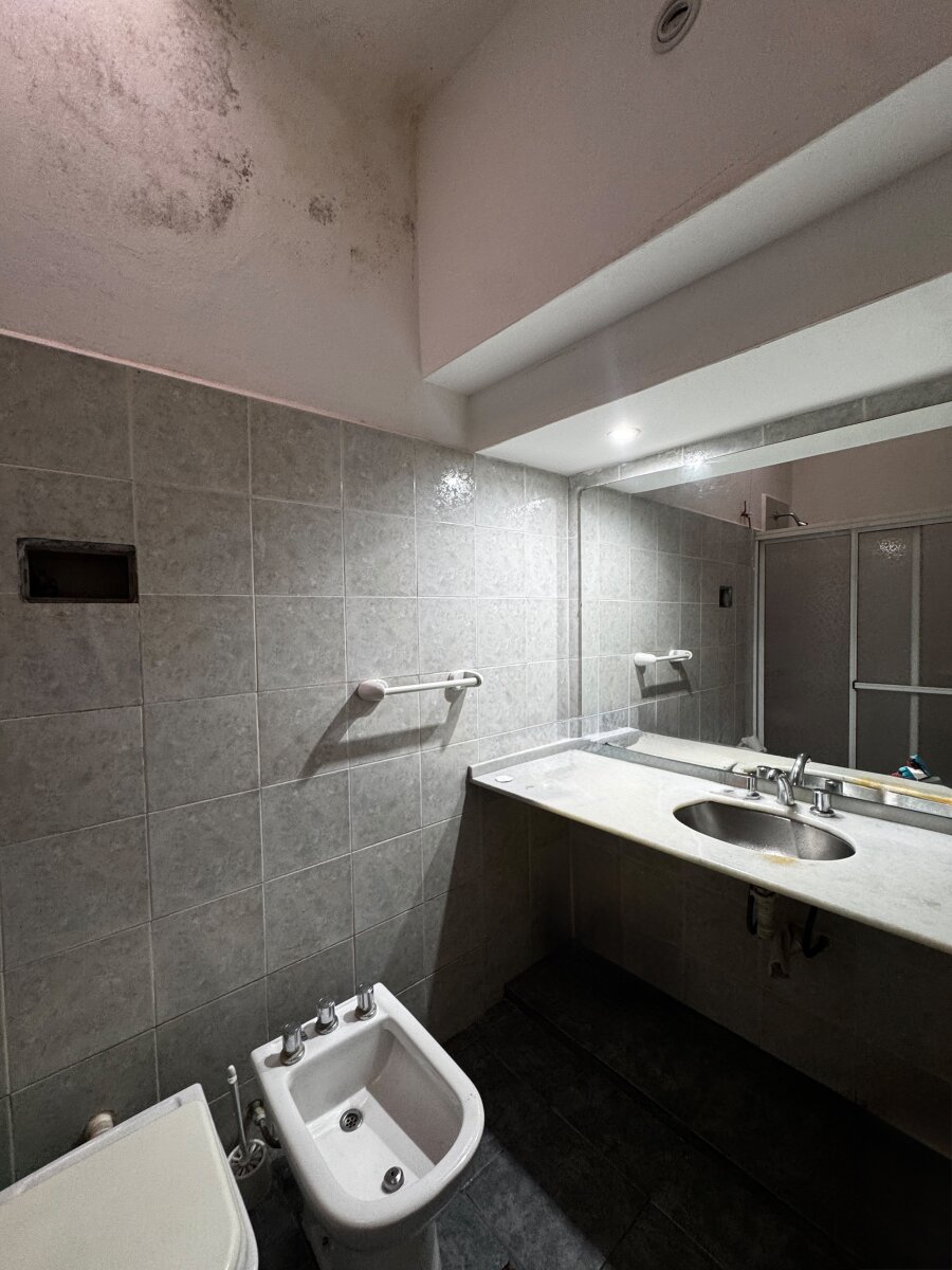 Casa 4 dormitorios- 952 m2 lote- Rafael Núñez al 6400 - 26