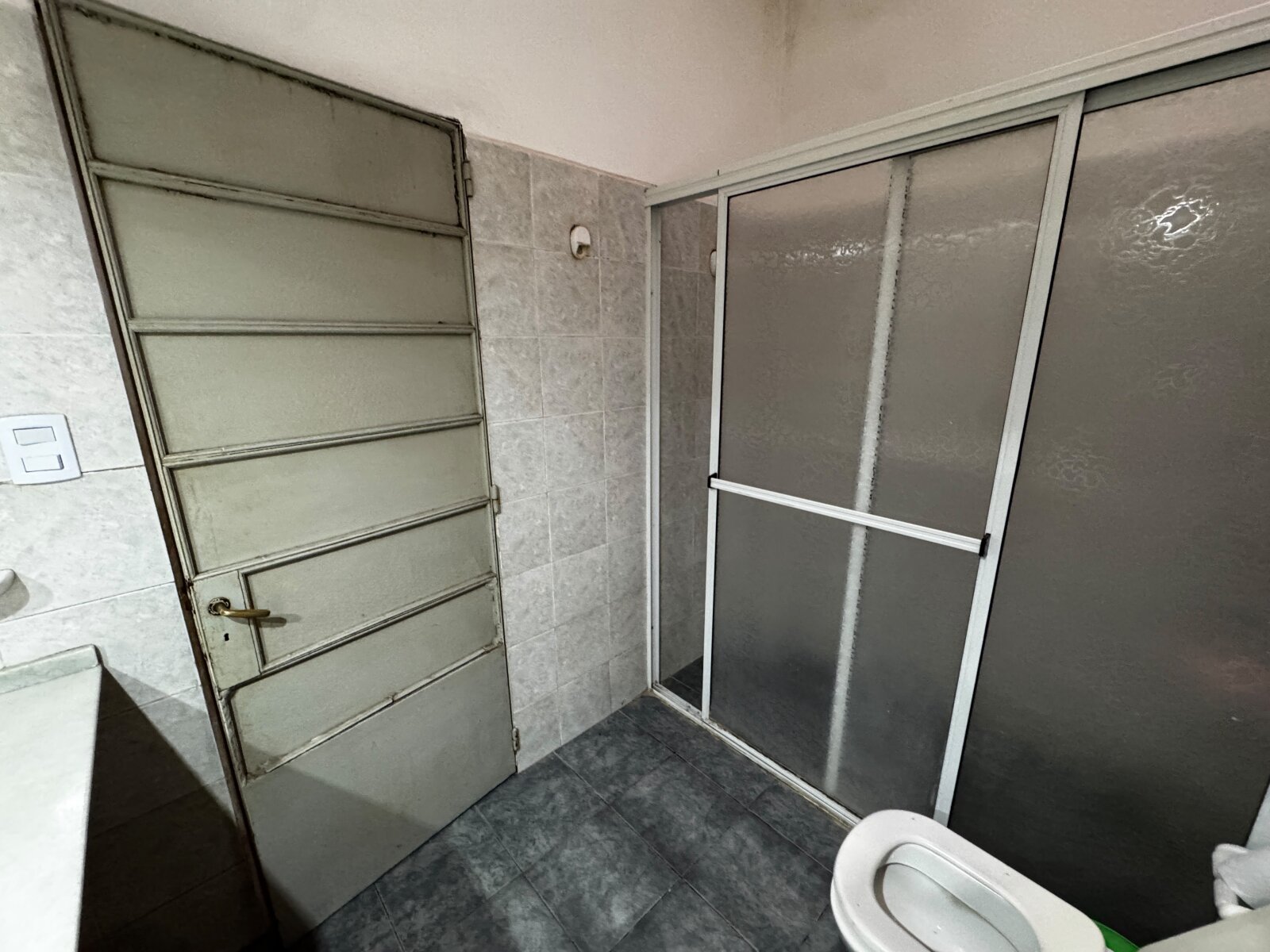 Casa 4 dormitorios- 952 m2 lote- Rafael Núñez al 6400 - 27