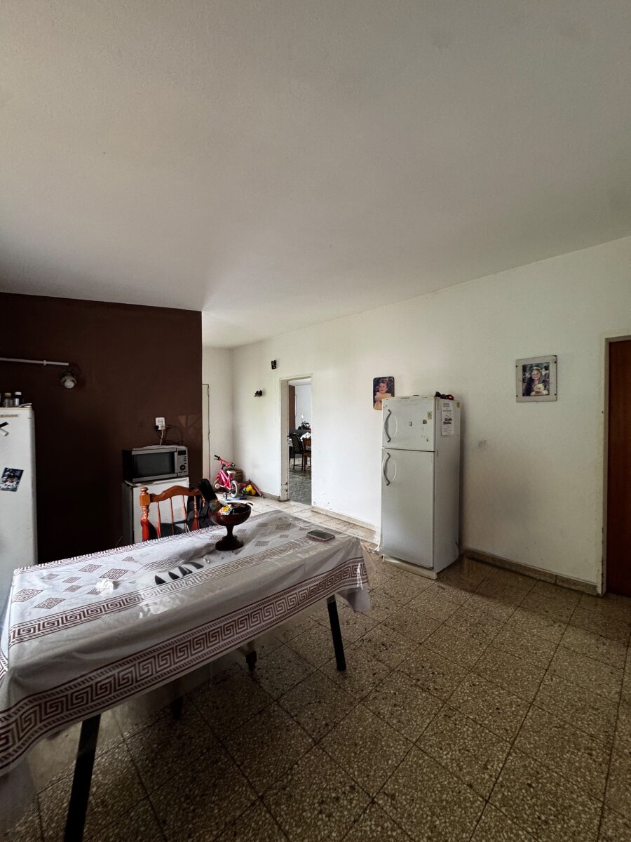 Casa 4 dormitorios- 952 m2 lote- Rafael Núñez al 6400 - 14