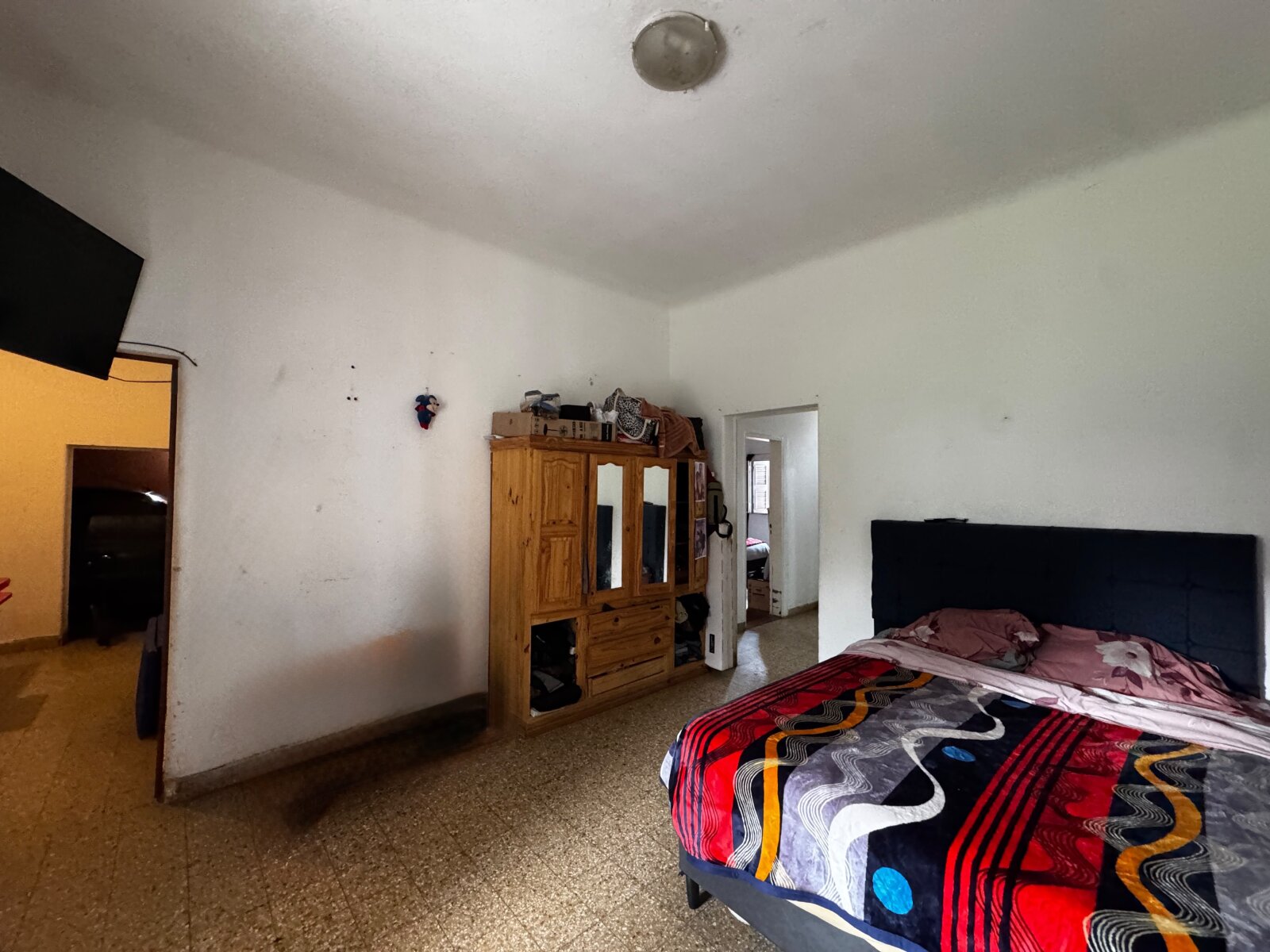 Casa 4 dormitorios- 952 m2 lote- Rafael Núñez al 6400 - 21