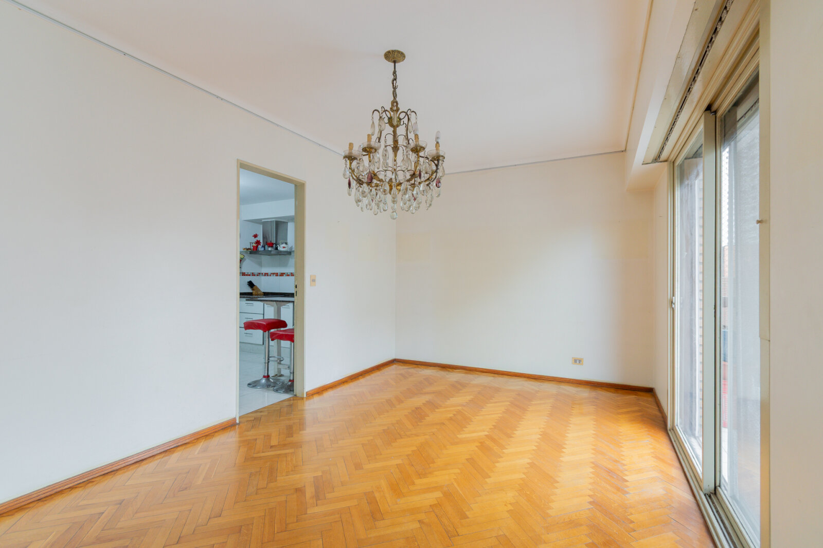 Semipiso 4 ambientes con palier privado y guardacoche Alto Palermo - 3