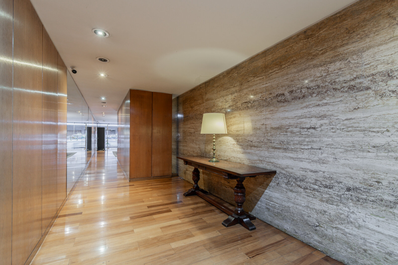 Semipiso 4 ambientes con palier privado y guardacoche Alto Palermo - 46