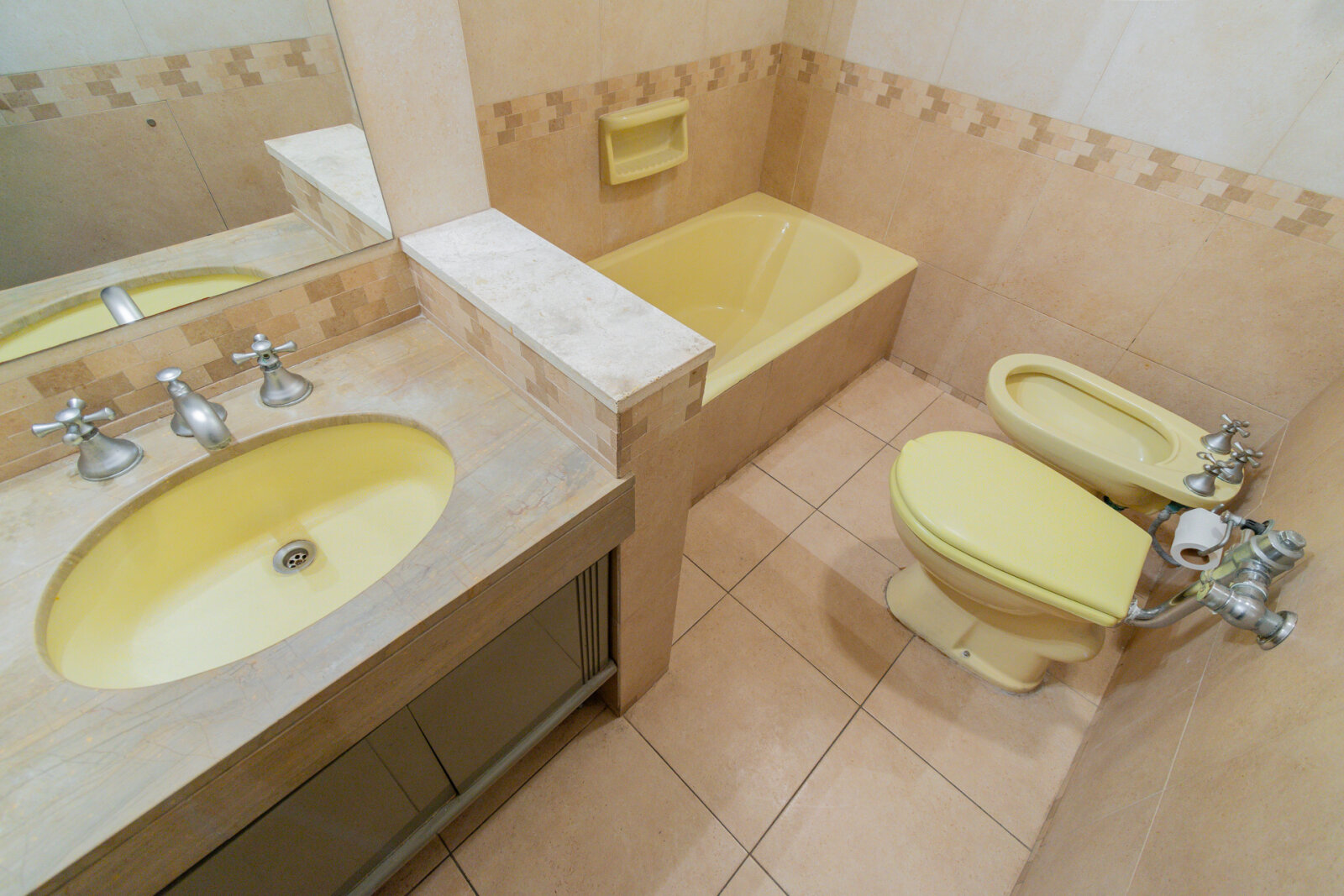 Semipiso 4 ambientes con palier privado y guardacoche Alto Palermo - 22