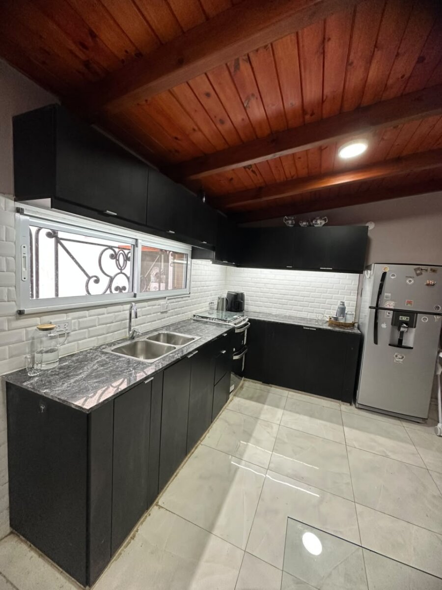 HERMOSA CASA EN VENTA ELORZA 1653 - 11