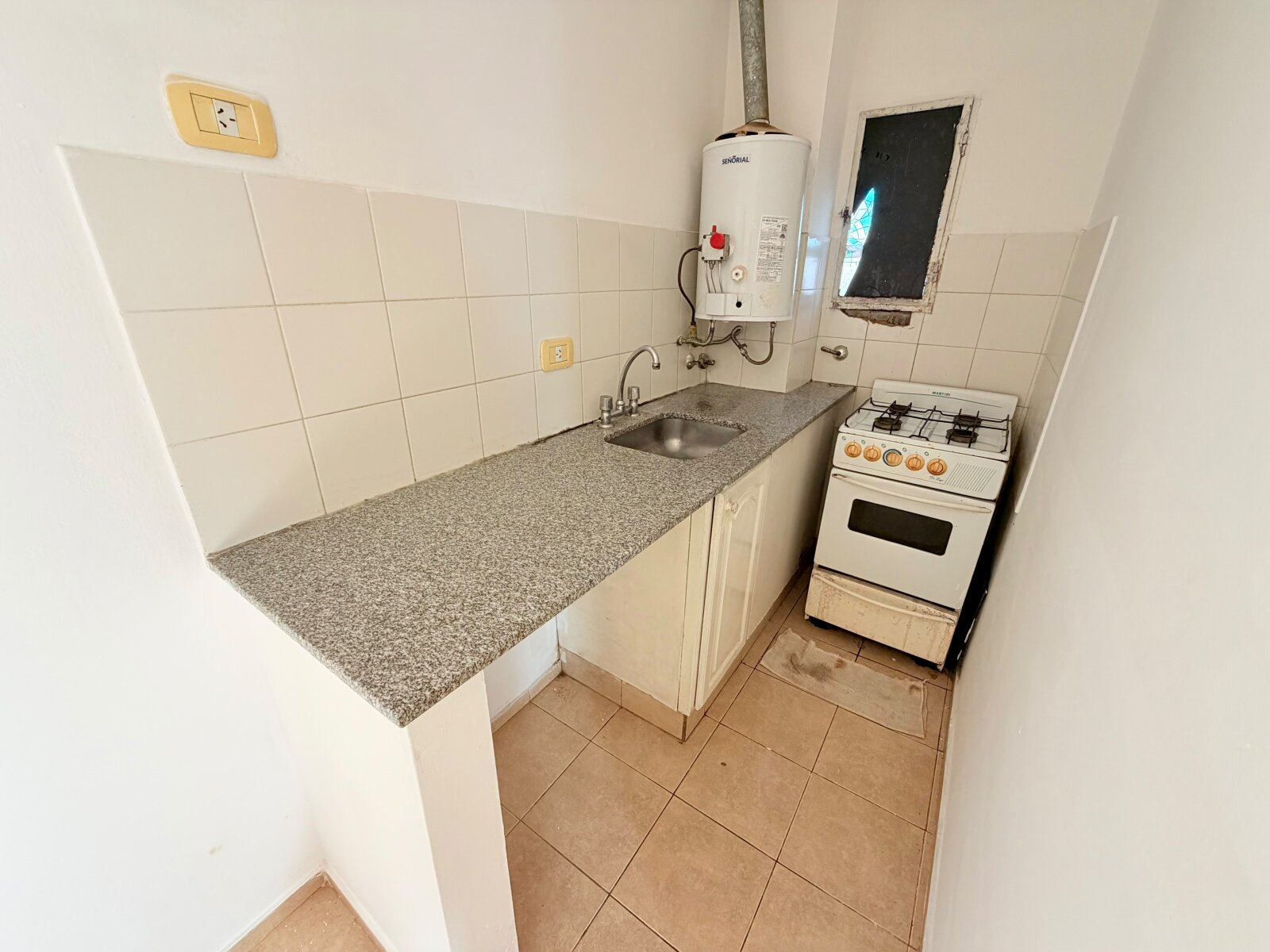 Monoambiente en alquiler en Barrio Lourdes. Mendoza 2900 — foto 2