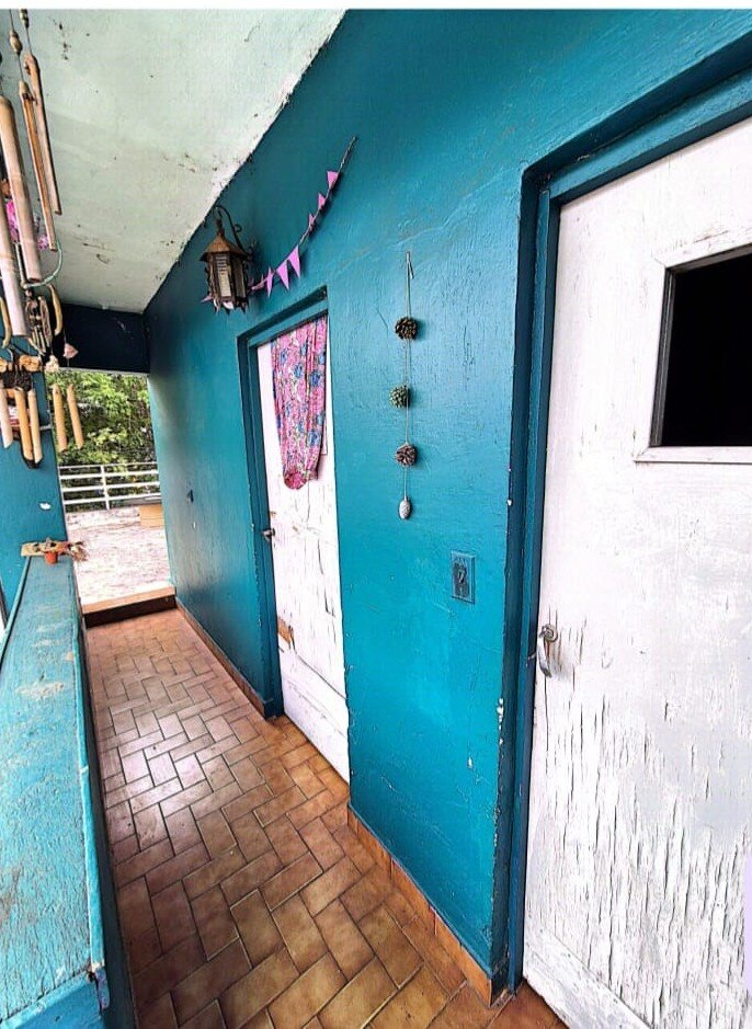 CASA EN VENTA CON LOCAL COMERCIAL, EN ESQUINA. BARRIO BELLA VISTA OESTE. LIMA AL 2200 - 6
