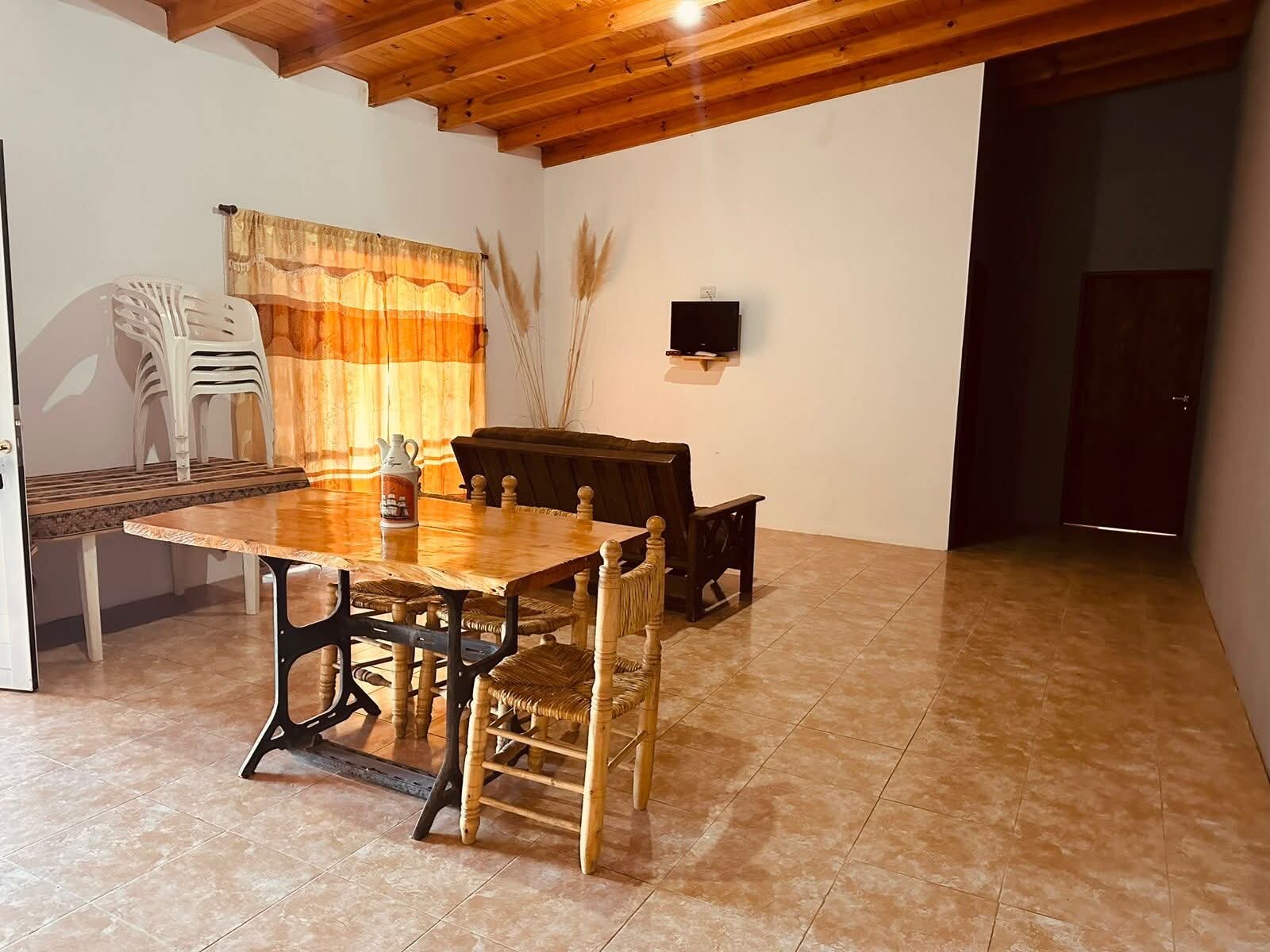 Propiedad ubicada en Barrio Las Palmeras - Quinta La Paz - 6