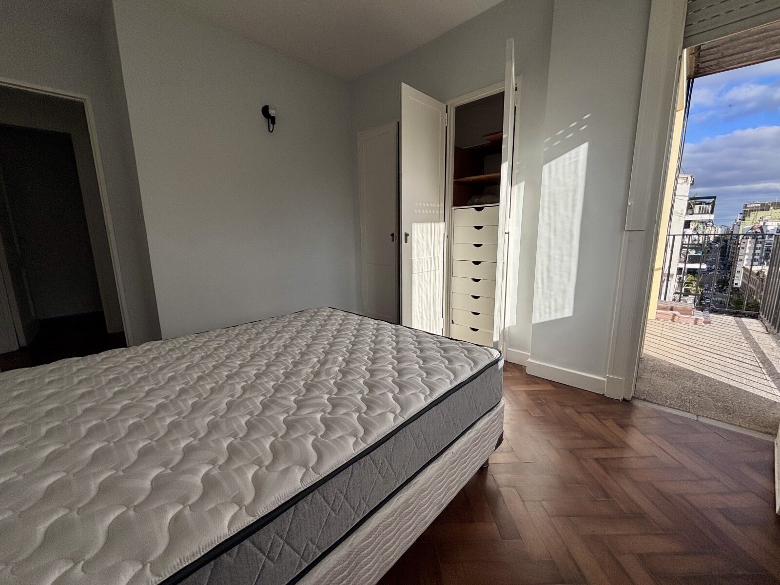 Excelente semipiso 4 ambientes, muy luminoso.Totalmente reciclado, SAN NICOLÁS - 13