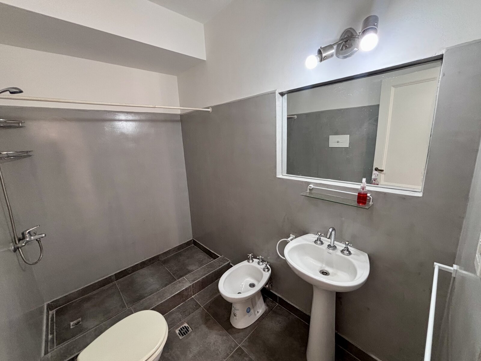 Excelente semipiso 4 ambientes, muy luminoso.Totalmente reciclado, SAN NICOLÁS - 16