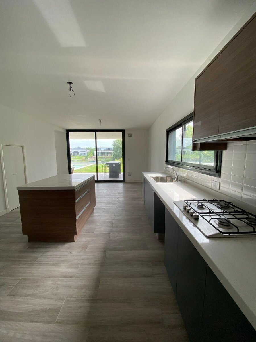 Casa en Venta en Escobar, G.B.A. Zona Norte - USD 420.000 | Inmoup - 14