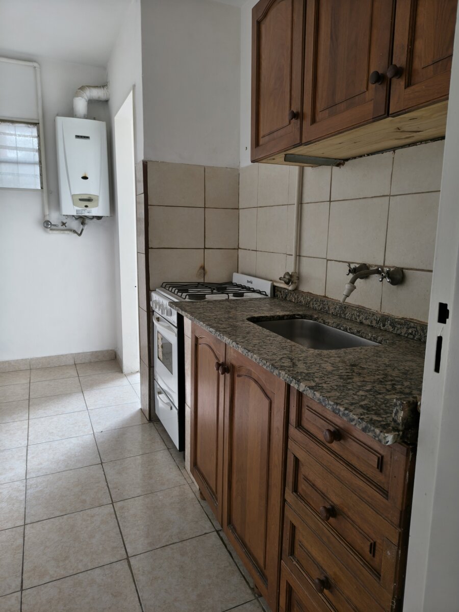 Departamento 2 dormitorios con patio - 6