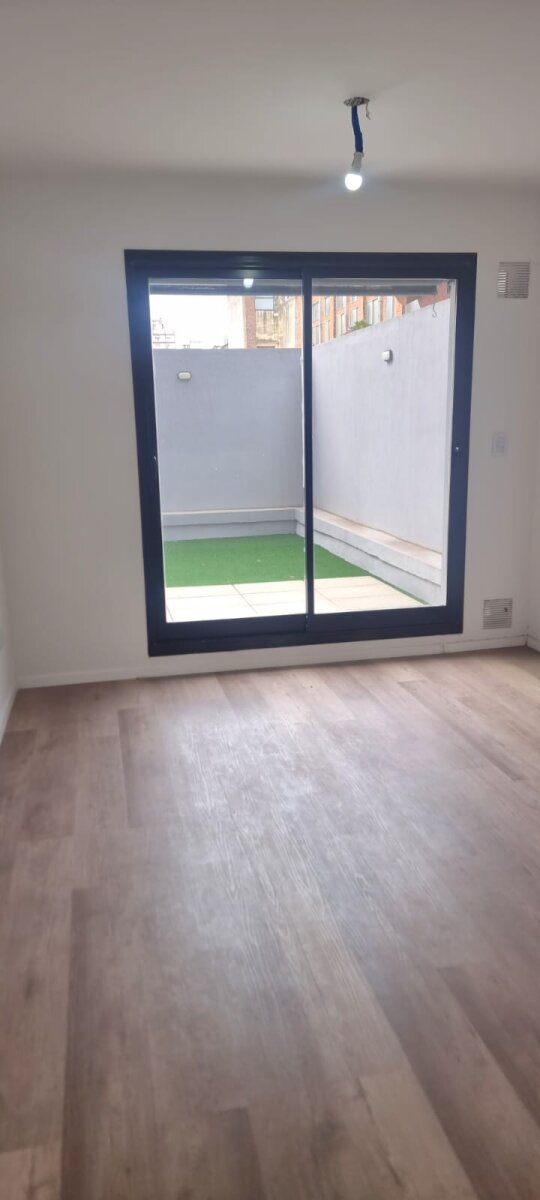 VENTA 1 DORM. CON PATIO - 4