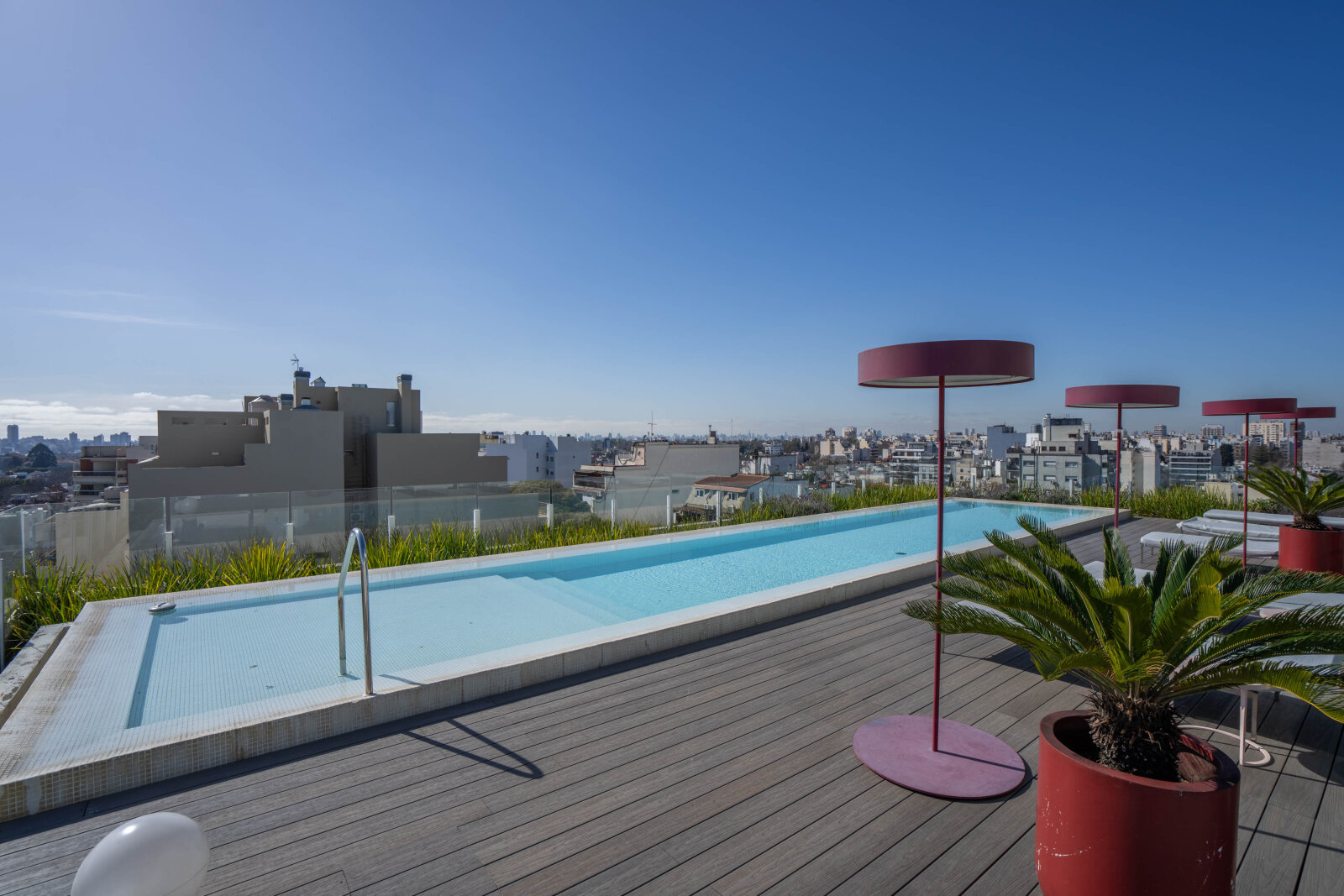 Monoambiente Contrafrente con Balcón Terraza - 23