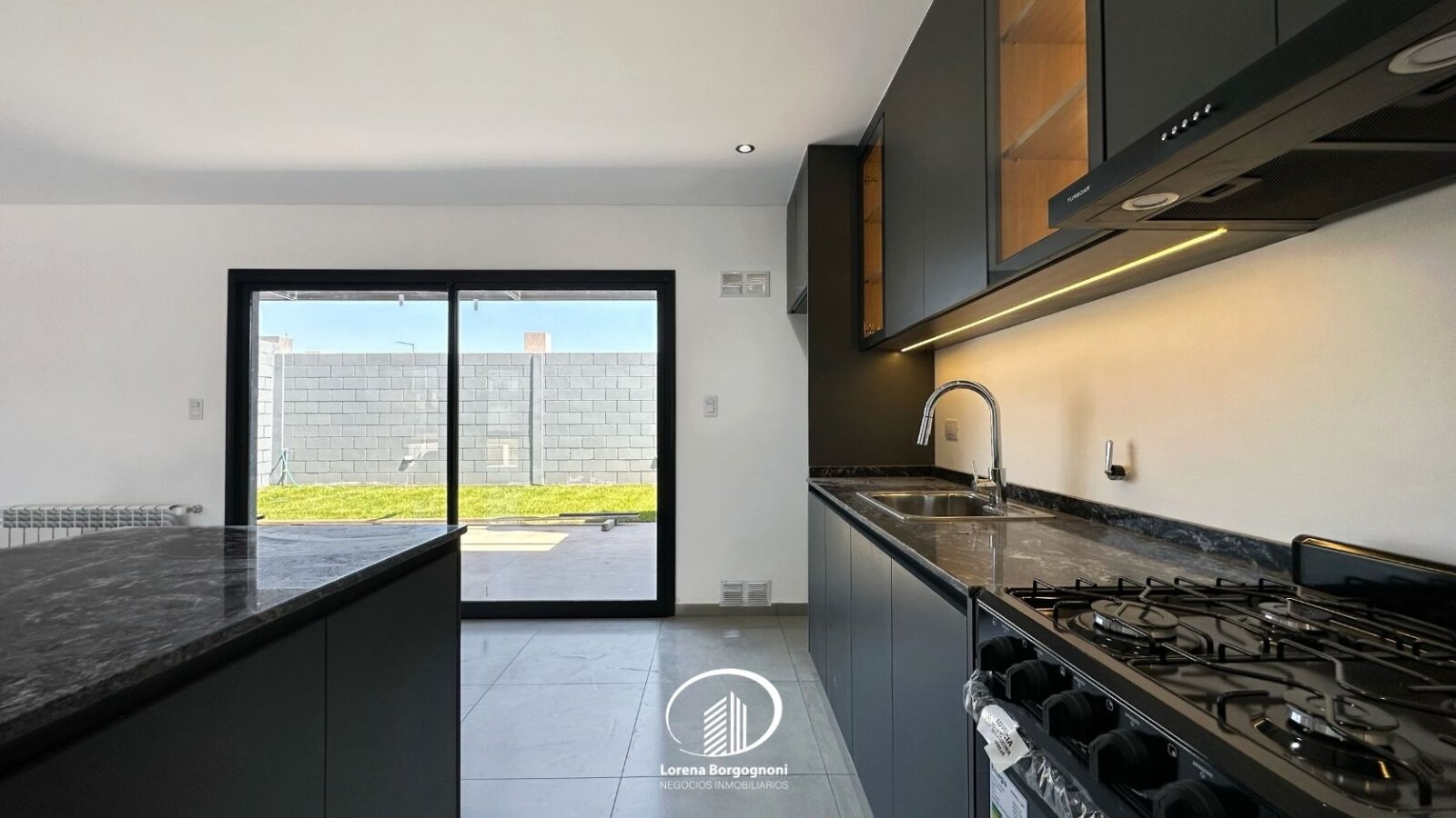 Duplex en Venta Solares de Manantiales - 3 Dormitorios 3 Baños - Imagen 26