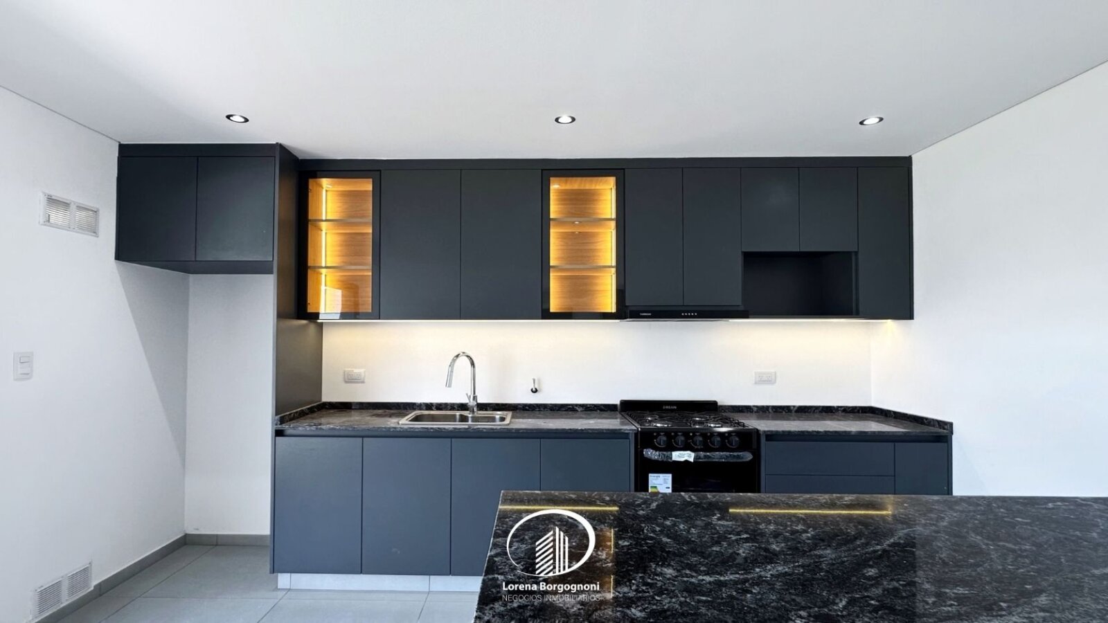 Duplex en Venta Solares de Manantiales - 3 Dormitorios 3 Baños - Imagen 21