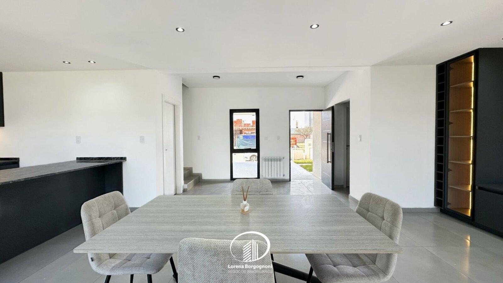 Duplex en Venta Solares de Manantiales - 3 Dormitorios 3 Baños - Imagen 17