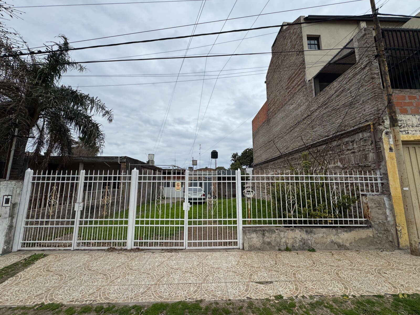 CASA EN VENTA. Camilo Aldao 2400 - 1