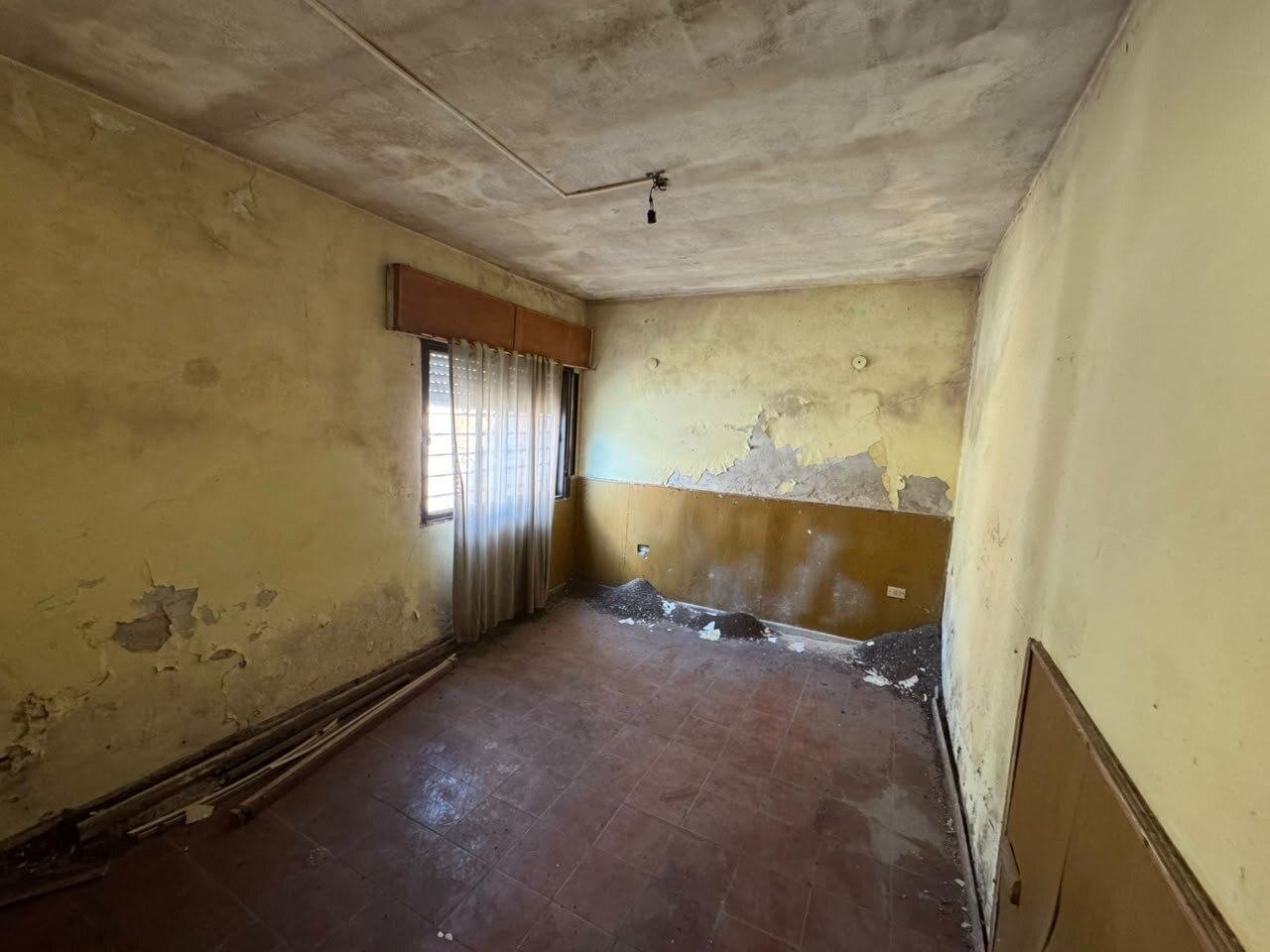 CASA EN VENTA. Camilo Aldao 2400 - 19