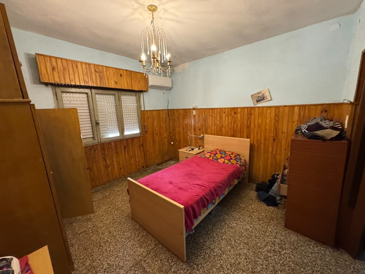 CASA EN VENTA. Camilo Aldao 2400 - 6