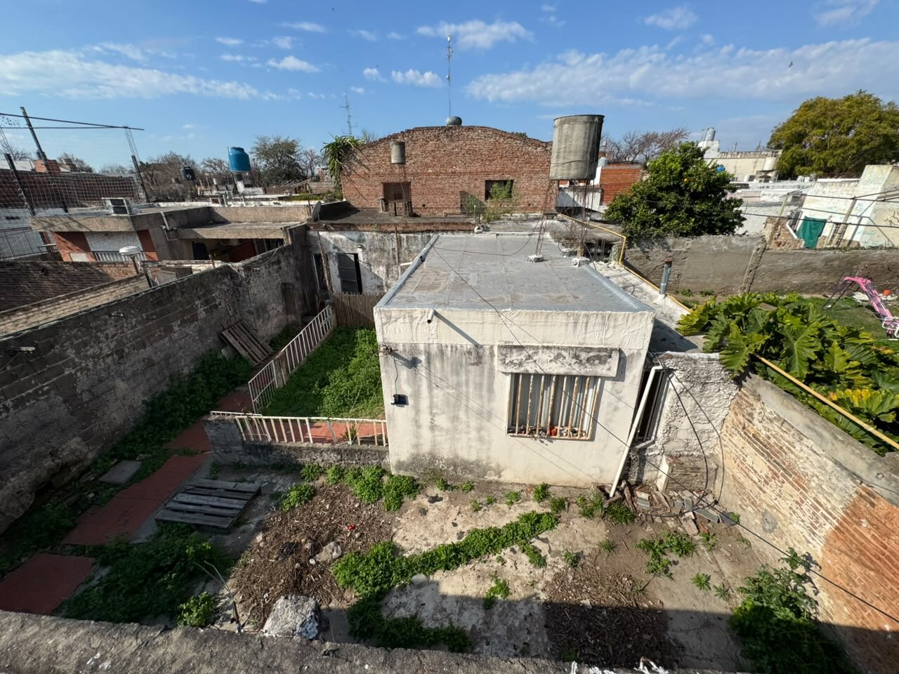 CASA EN VENTA. Camilo Aldao 2400 - 10