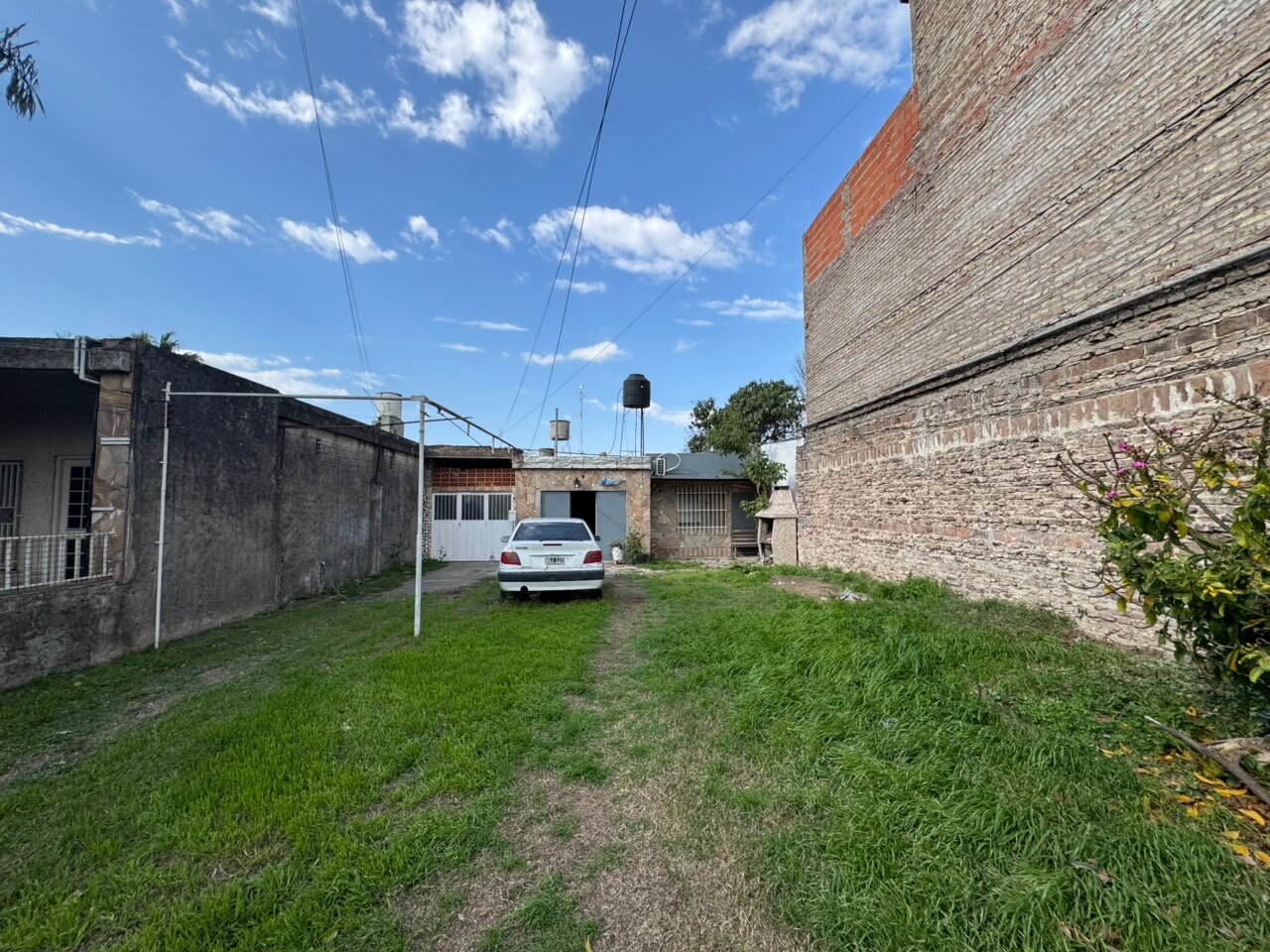 CASA EN VENTA. Camilo Aldao 2400 - 20