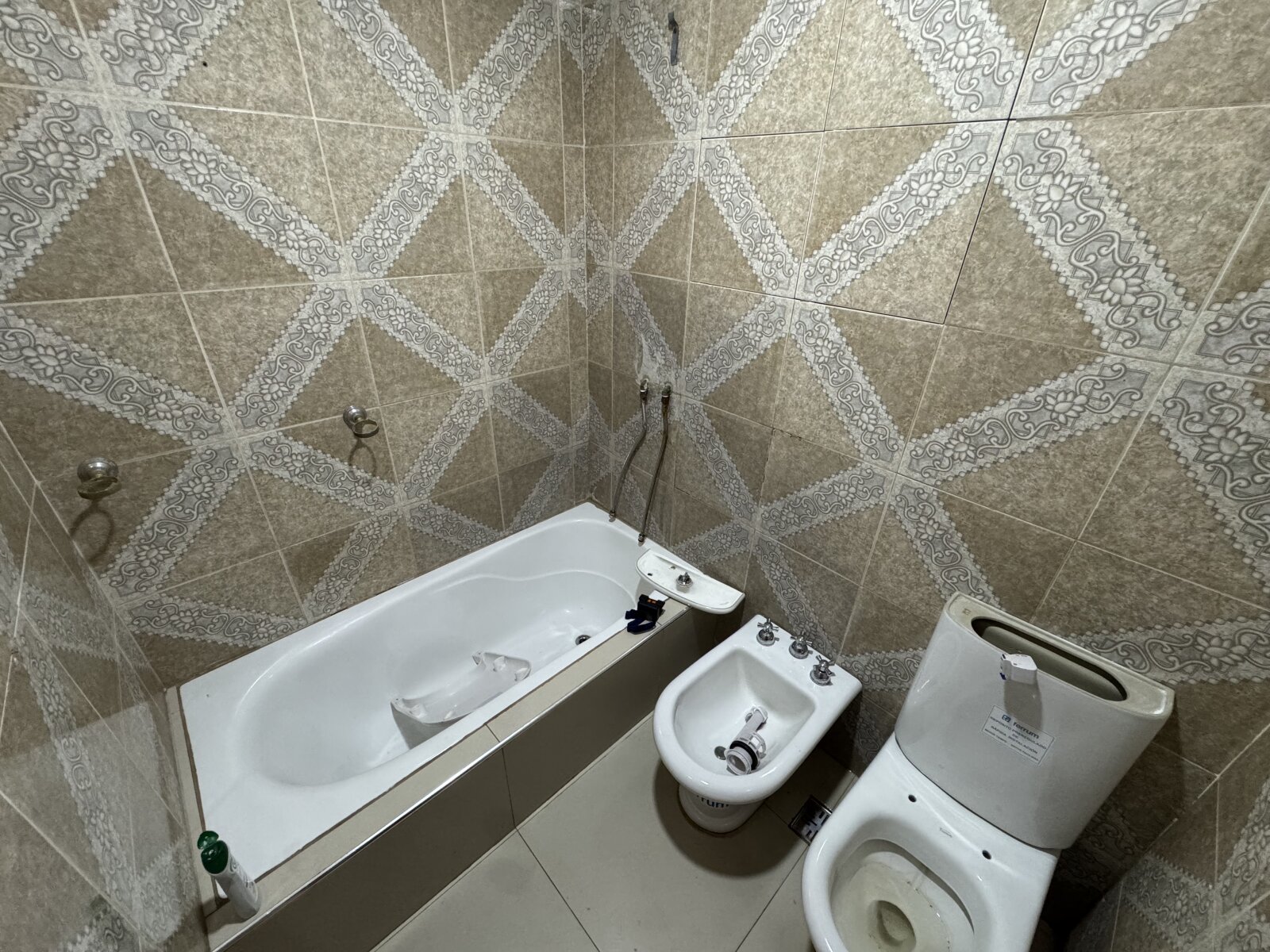 CASA EN ALQUILER - 22