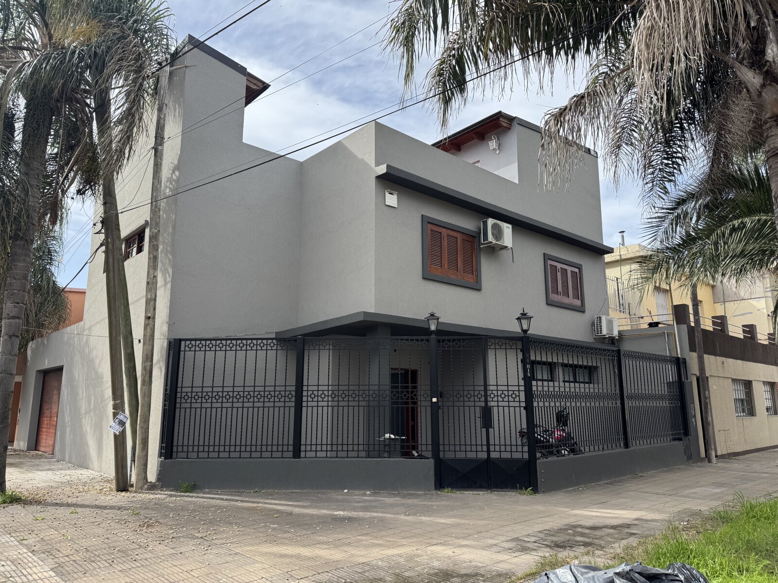 CASA EN ALQUILER - 1