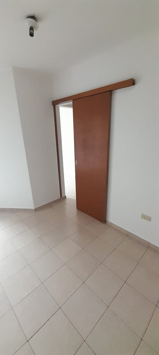 Alquilo Departamento B° San Martin — foto 4