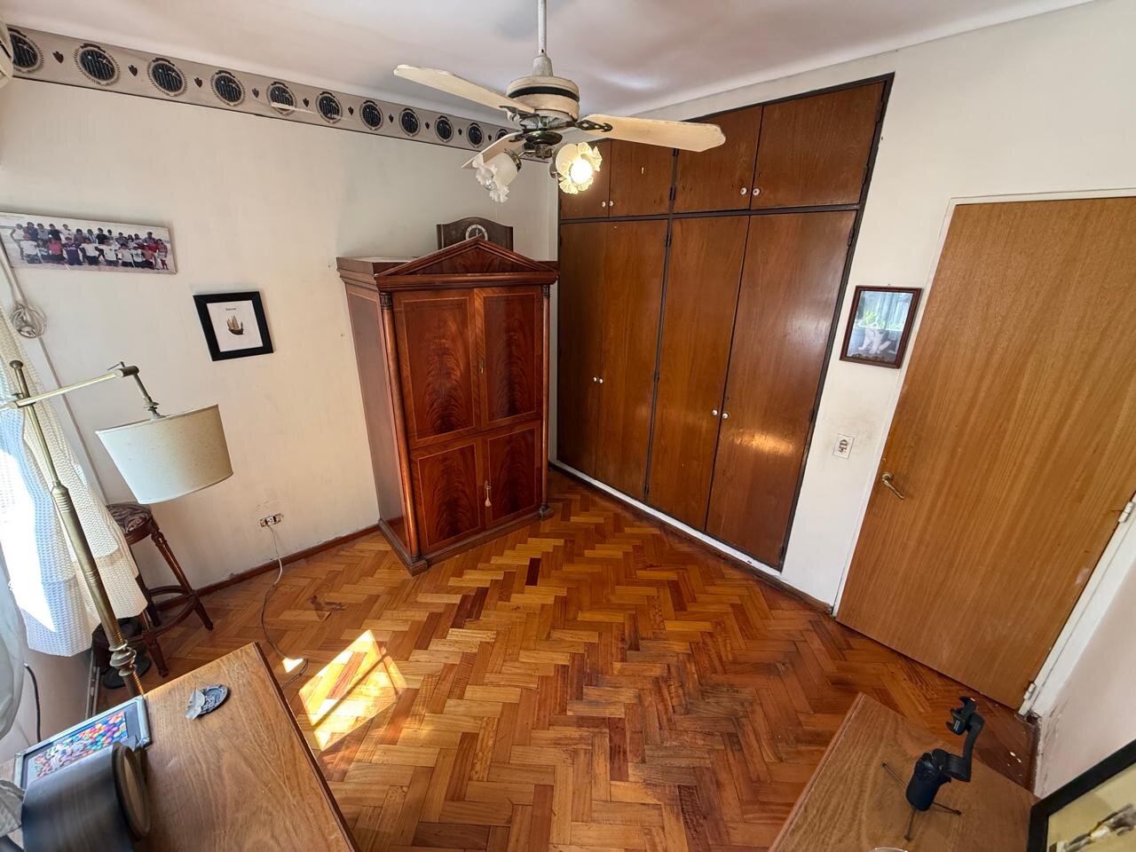 4 Ambientes - Dependiencia con Baño - Piso Completo - 3