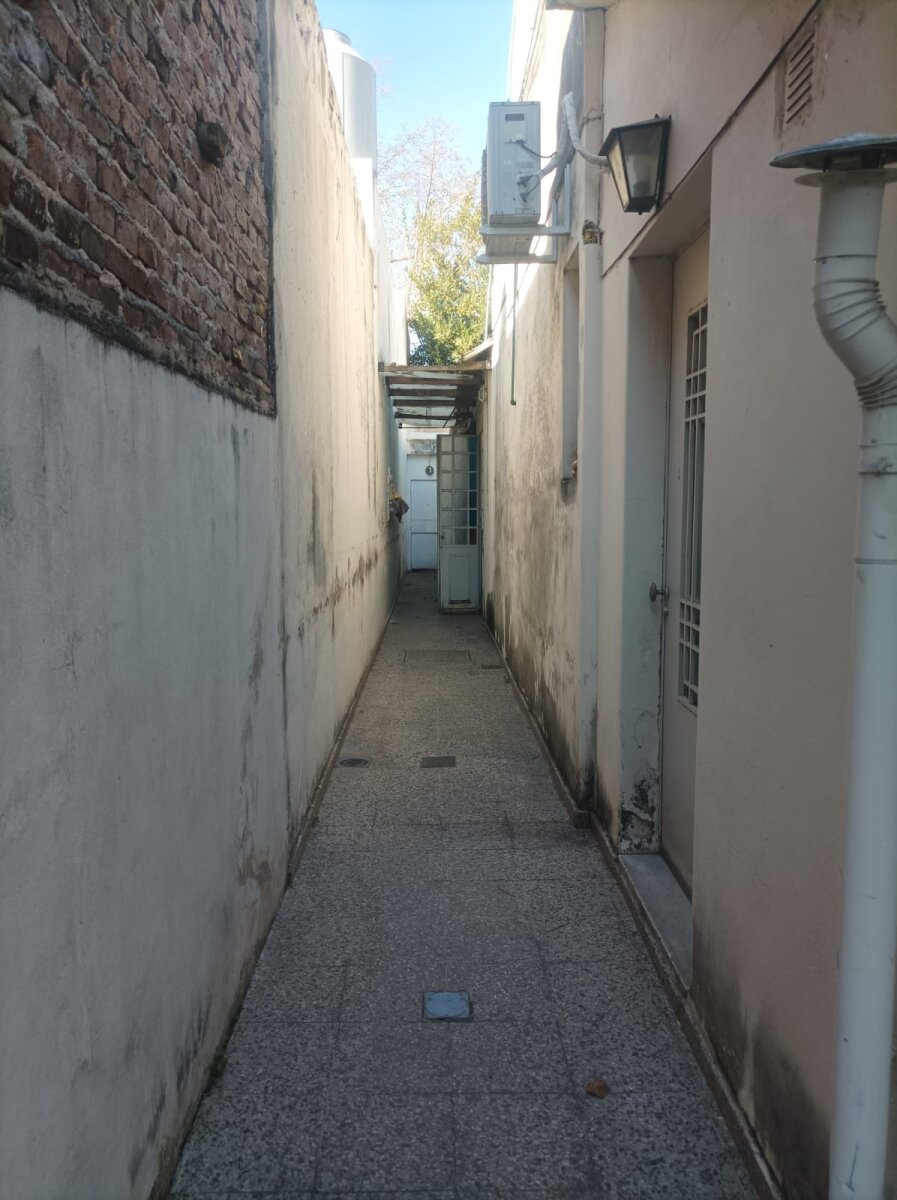 AV. GENOVA 978 - 3 DORMITORIOS - 26