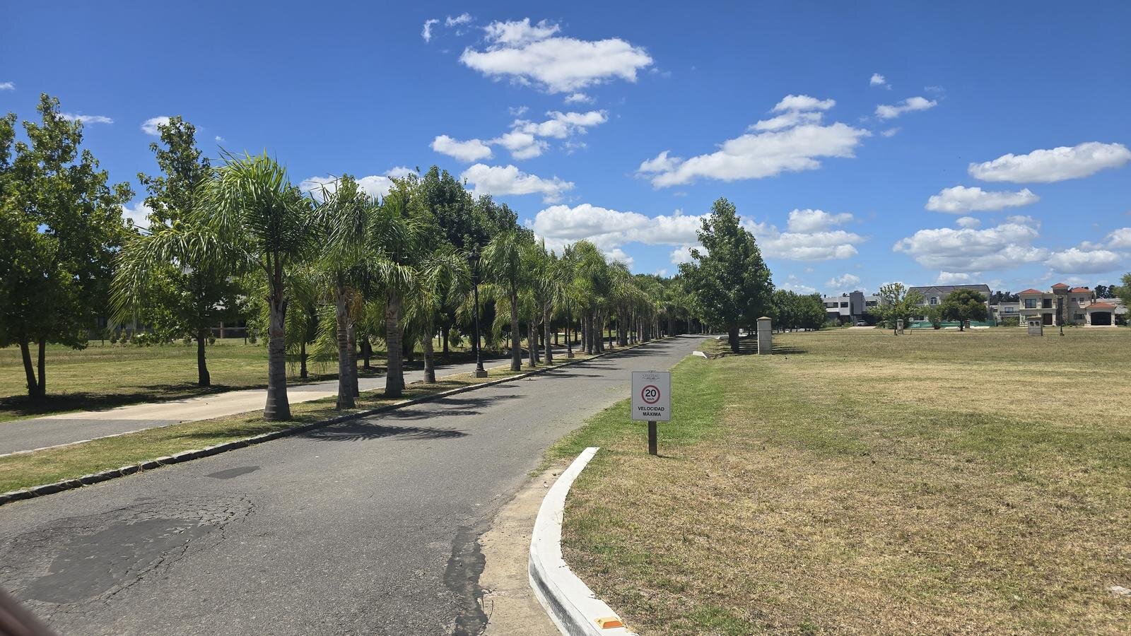 LOTE EN VENTA, CHATEAU PILAR, PILAR, GBA NORTE - 2