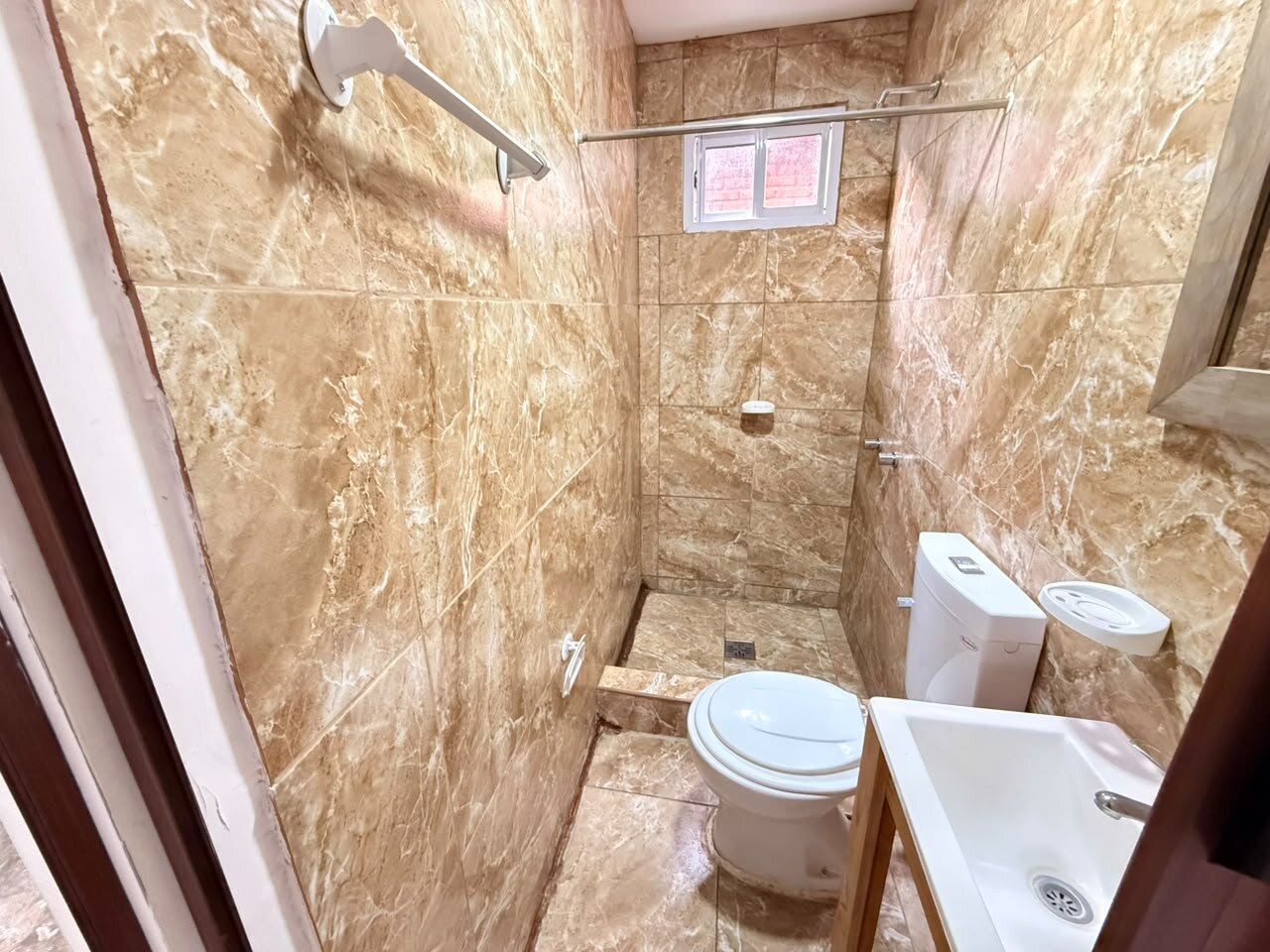 ALQUILER POR 24 MESES DE DEPARTAMENTO DE 2 AMBIENTES - 6