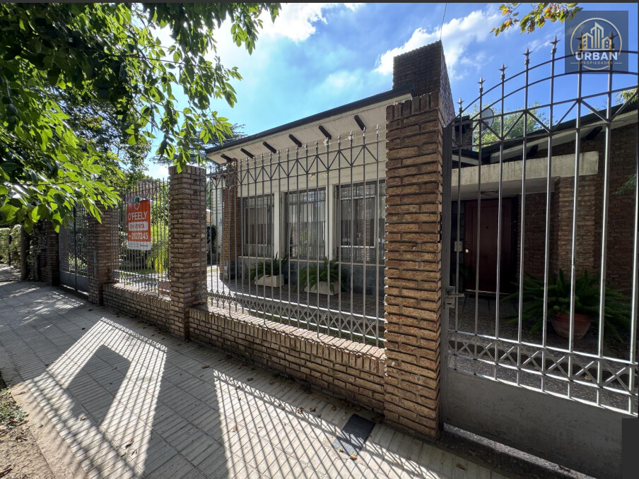 VENTA CASA ALMAFUERTE 100 - BAIGORRIA - 2