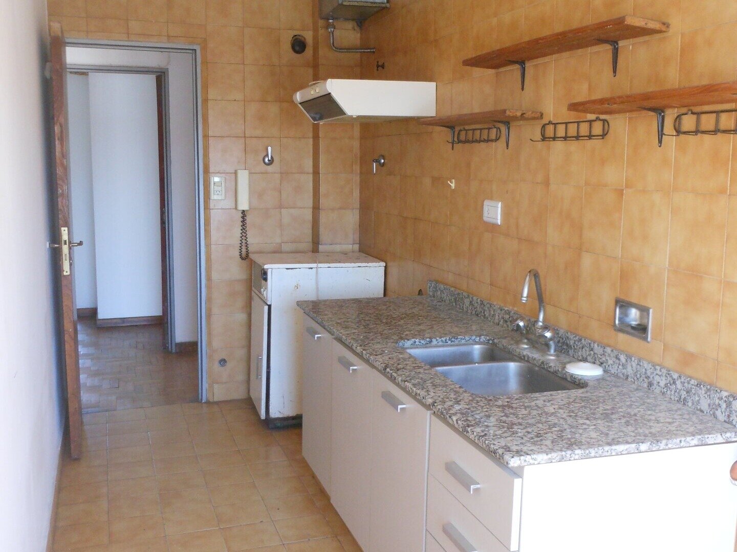 Dpto microcentro 2 dorm y balcon - 13