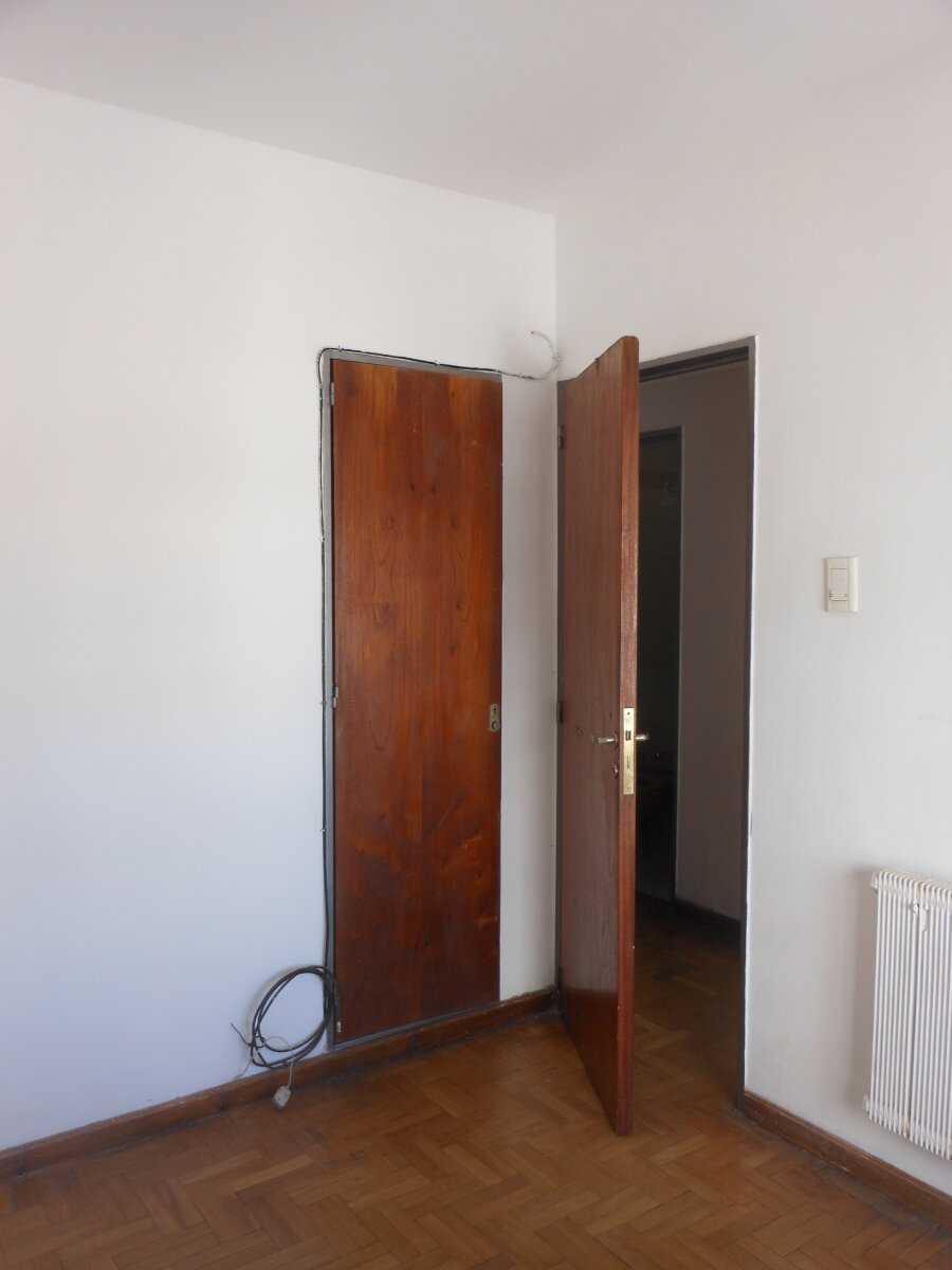 Dpto microcentro 2 dorm y balcon - 10
