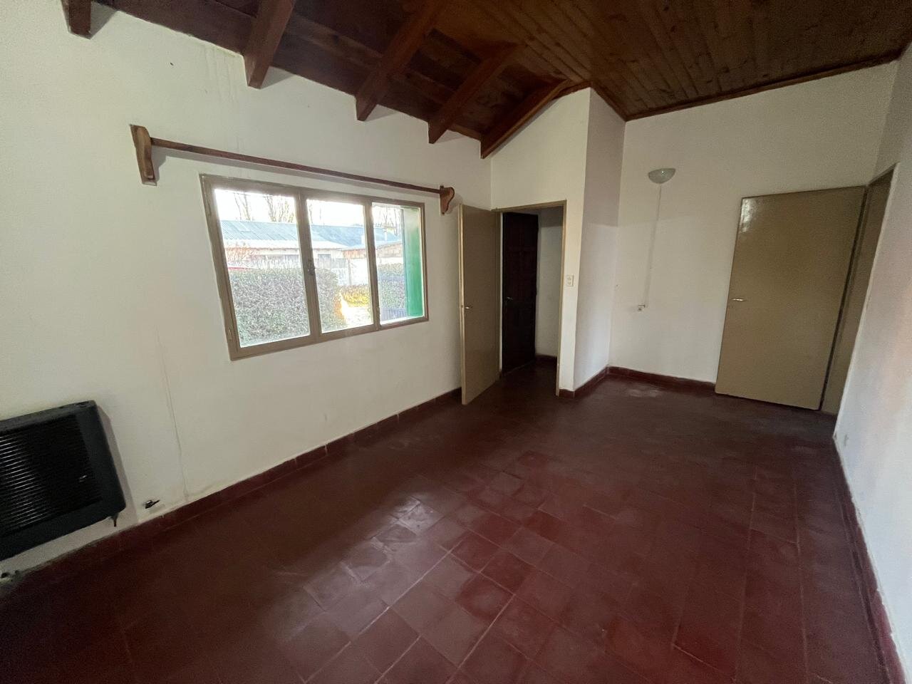 ¡Gran Oportunidad de Inversión! Casa + Departamento en Barrio 20 de Junio â El Maitén, Chubut - 5