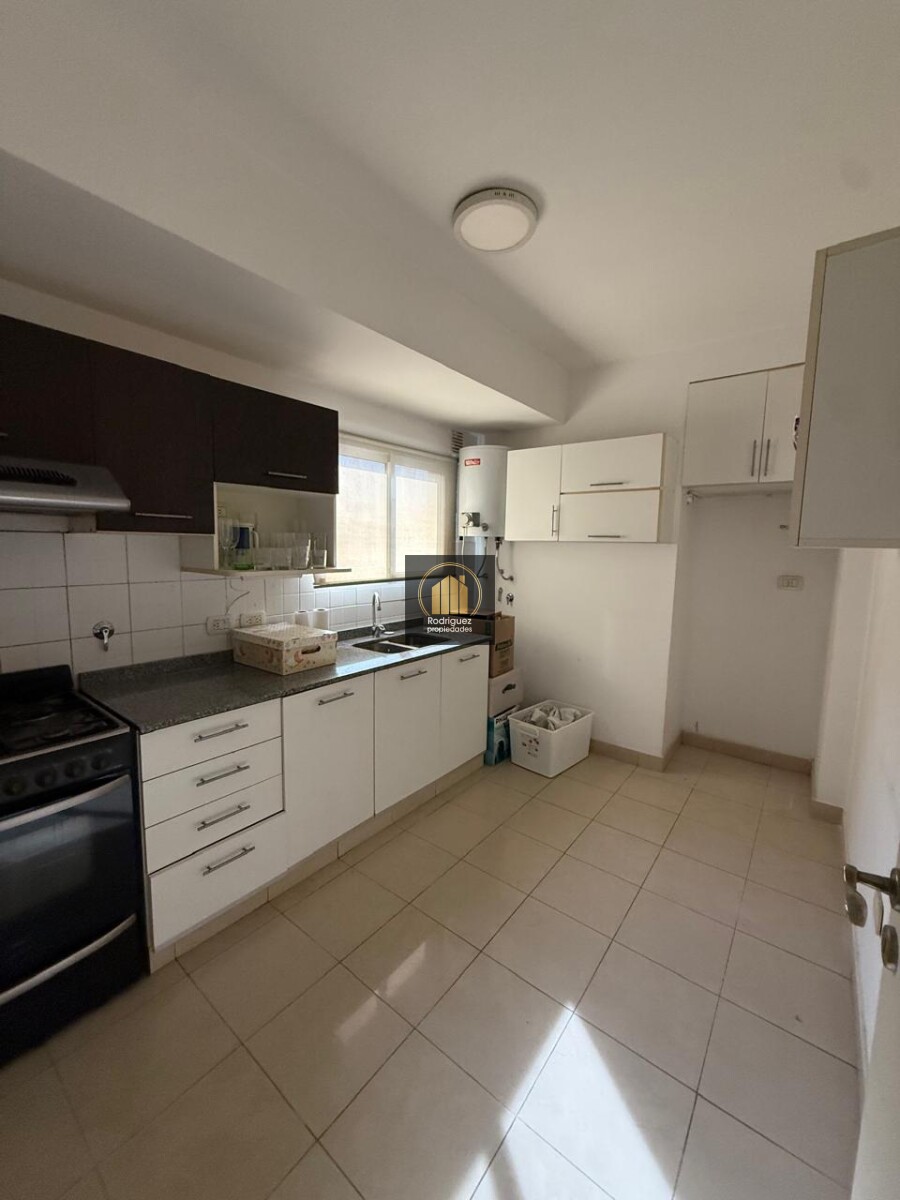 Venta Departamento Tres Amb. espacio guarda coche Villa Devoto - 7
