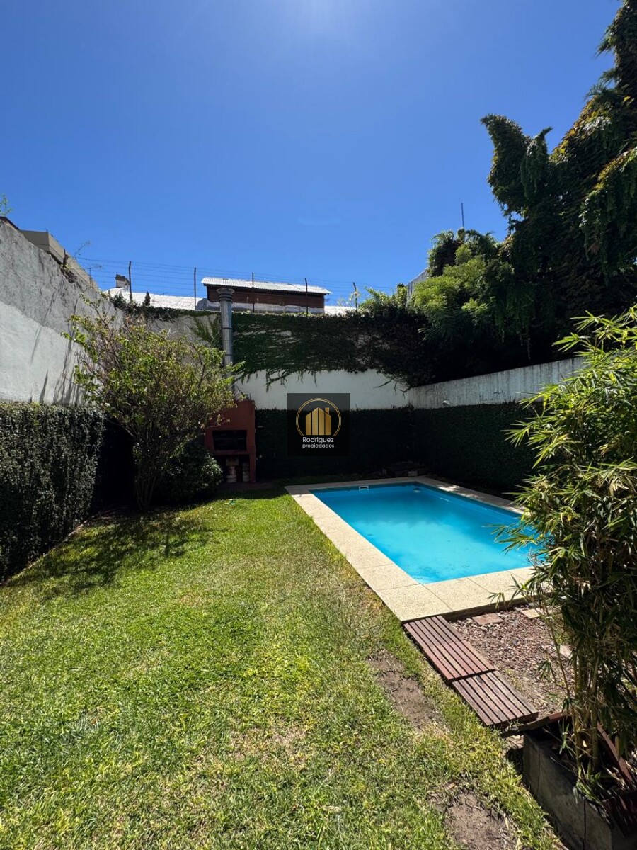 Venta Departamento Tres Amb. espacio guarda coche Villa Devoto - 1