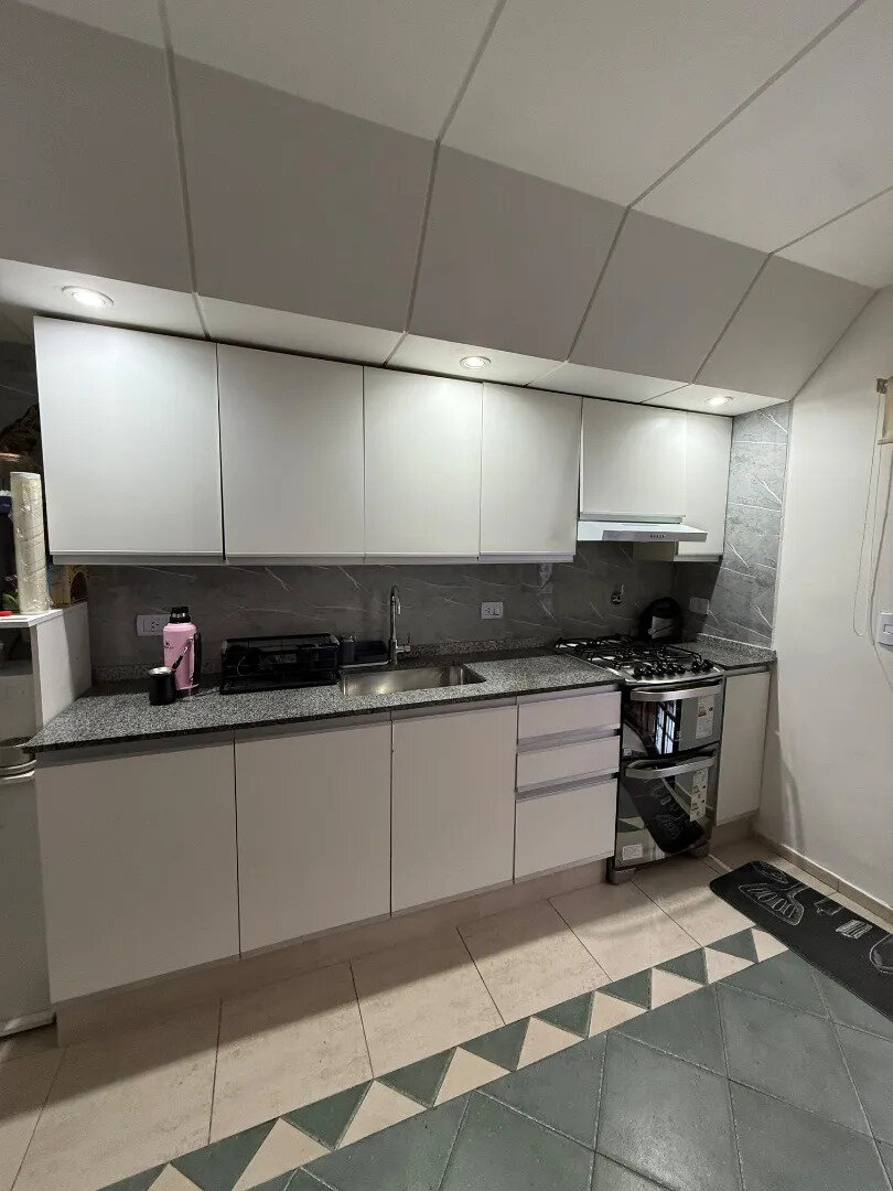 Venta Duplex Cuatro Amb./cochera En Devoto - 3