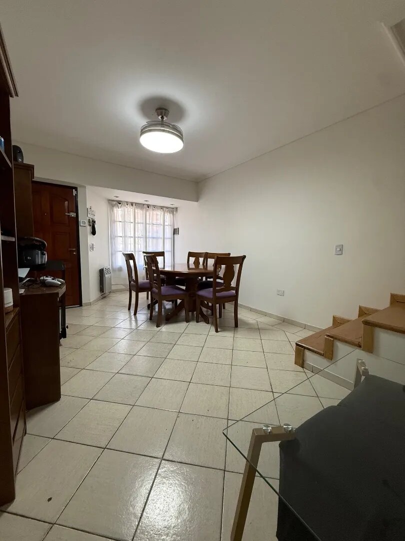 Venta Duplex Cuatro Amb./cochera En Devoto - 7