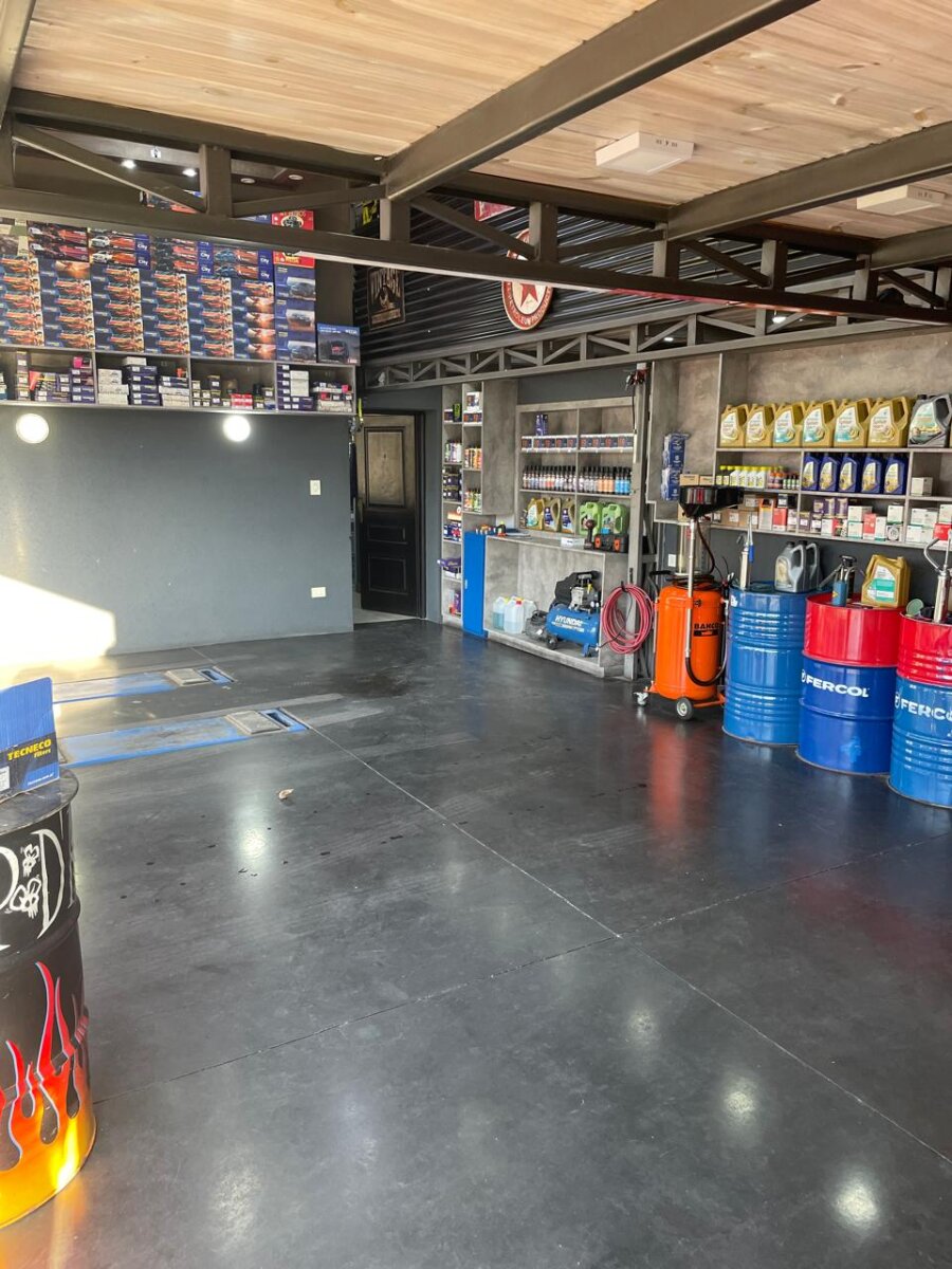 Local Comercial al Frenta + Vivienda de 3 Dormitorios. - 3