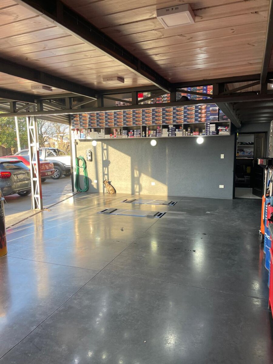 Local Comercial al Frenta + Vivienda de 3 Dormitorios. - 4