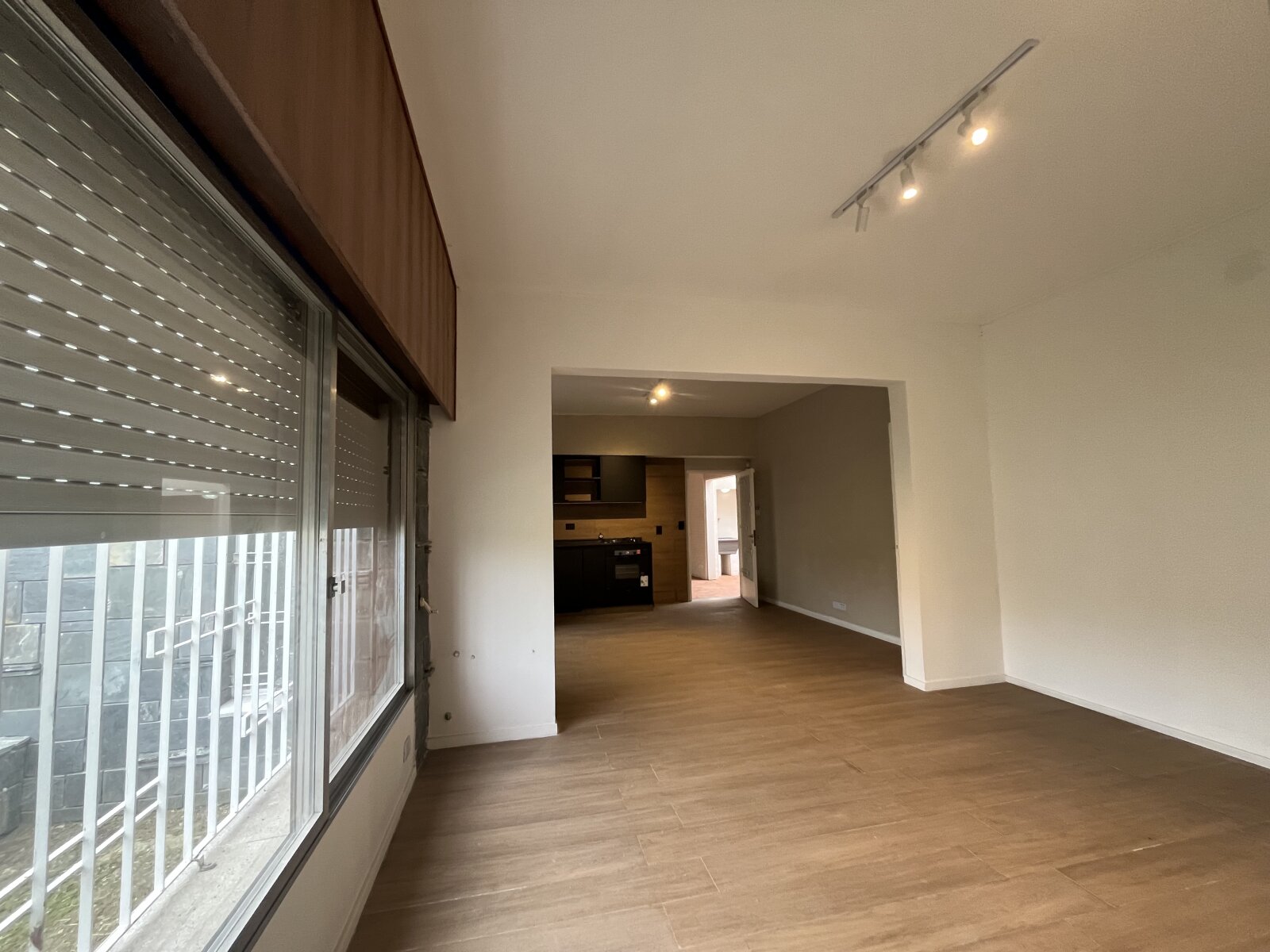 VENTA CASA EN ZONA NORTE Darragueira 502 - 3