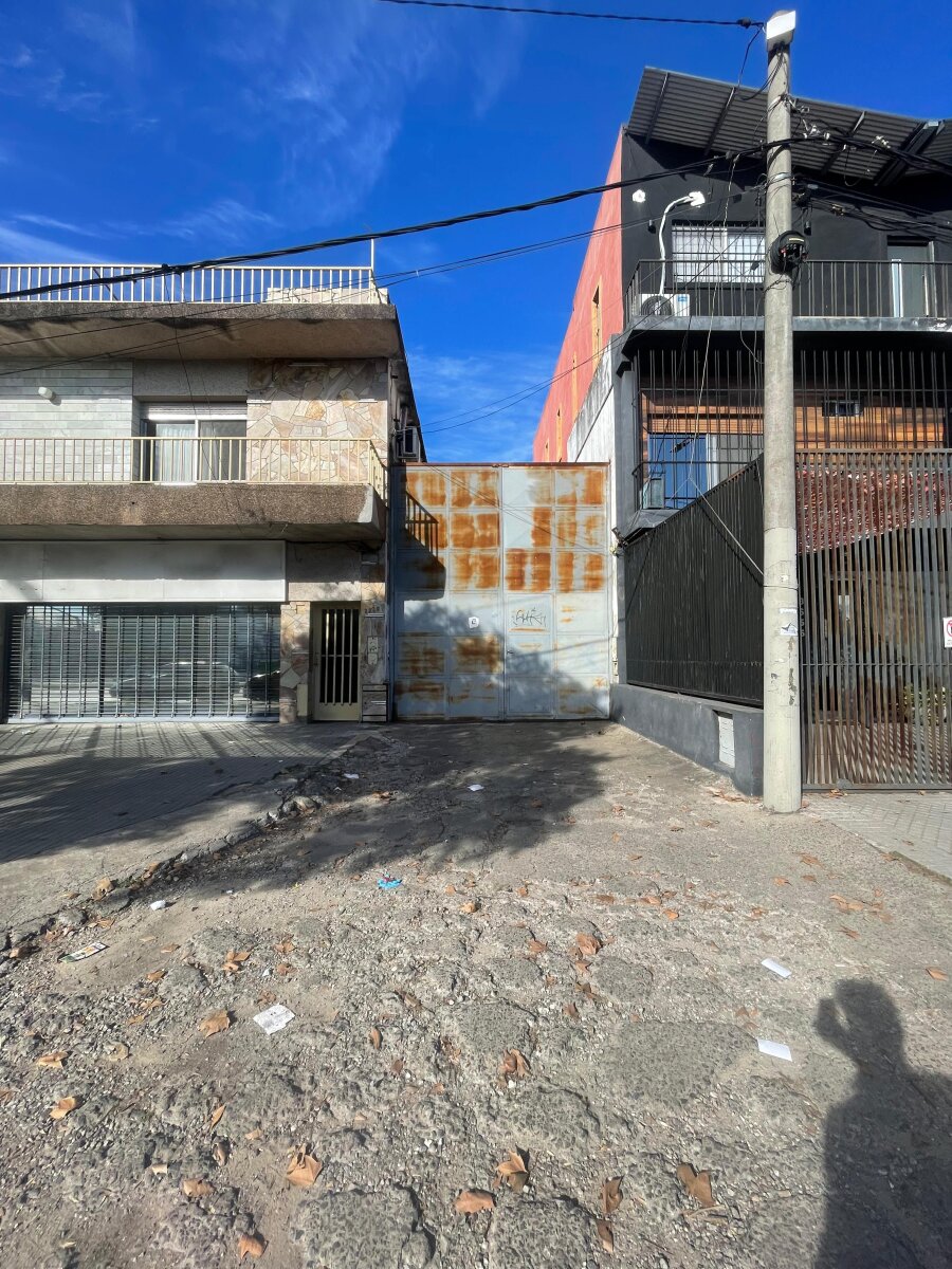 Bv. Oroño 3657 - Galpón 1.037 m2 en Alquiler - 8