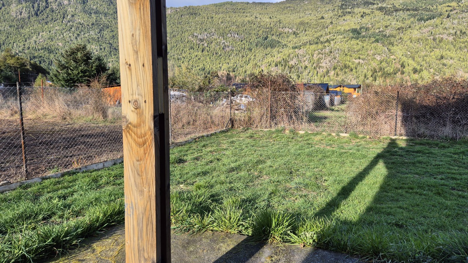 (065) LAGO PUELO Casa PREMIUM de 341mts2, con 1000 m2 de terreno en Villa del Lago - 52
