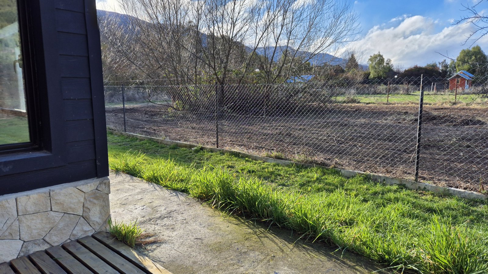 (065) LAGO PUELO Casa PREMIUM de 341mts2, con 1000 m2 de terreno en Villa del Lago - 50